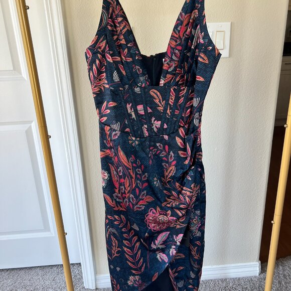 NWT! Averie Halley Draped Midi Dress in a floral print on a cobalt blue size S - Picture 7 of 13